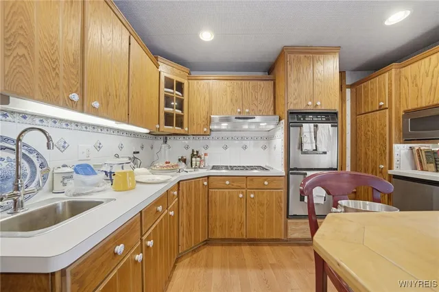 $329,900 | 75 Potter Avenue, Orchard Park, NY 14127