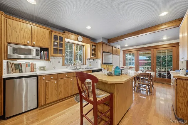 $329,900 | 75 Potter Avenue, Orchard Park, NY 14127