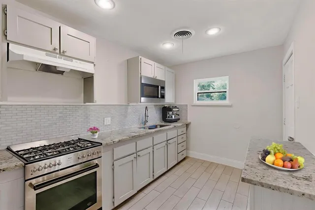 $249,000 | 1609 Biggs Terrace, Arlington, TX 76010