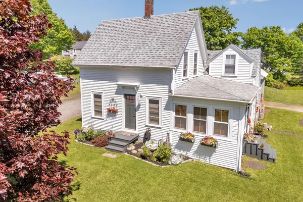 $389,000 | 672 Spruce Head Road, South Thomaston, ME 04858
