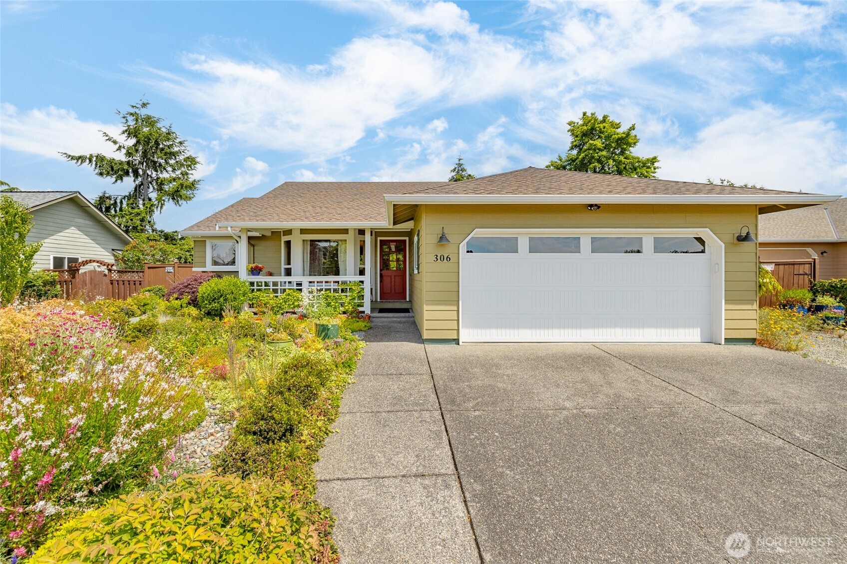 306 South 28th Street Mount Vernon, WA 98274 - Photo 3 of 40