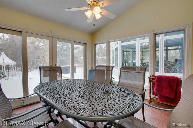 3994 Napier Road Canton, MI 48187 - Photo 23 of 32 Sitting Room