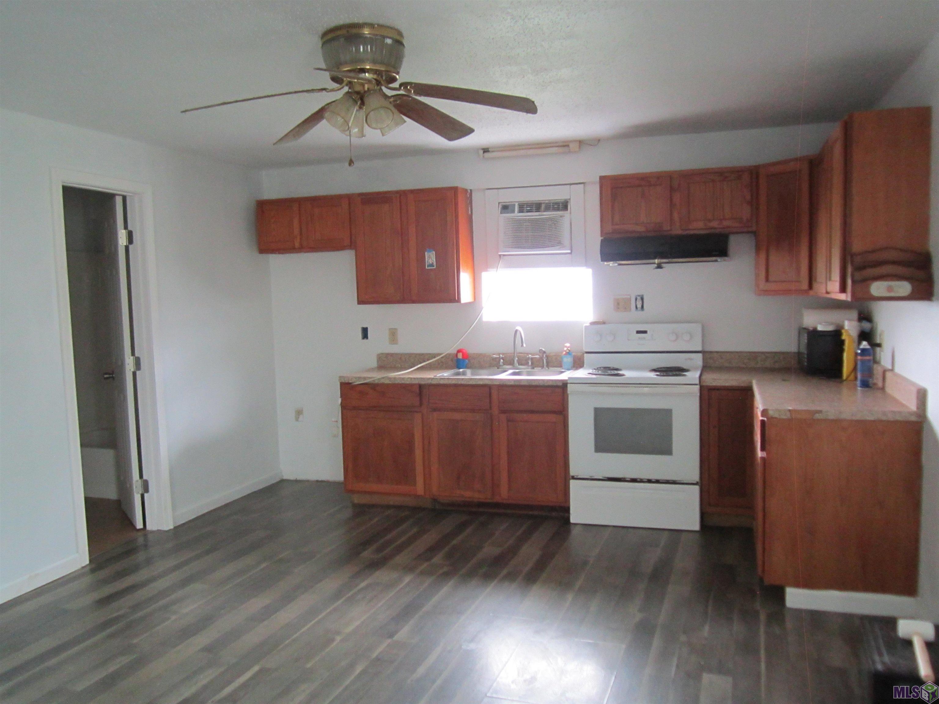 294 East 37th Street Cut Off, LA 70345 - Photo 5 of 13 Kitchen