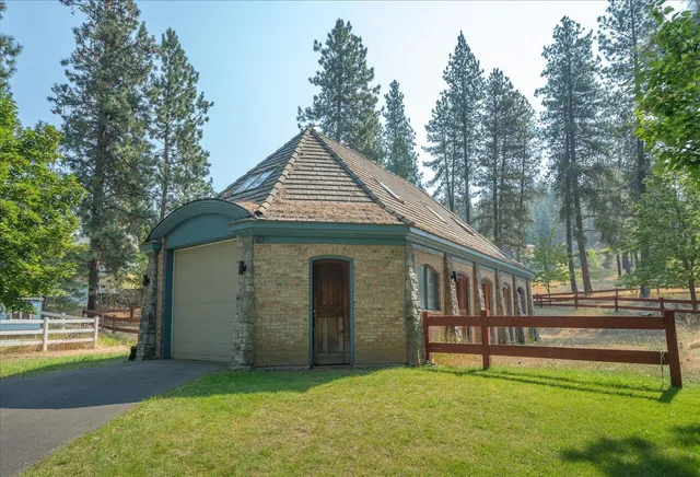 $2,500,000 | 6320 Verona Lane, Spokane, WA 99223