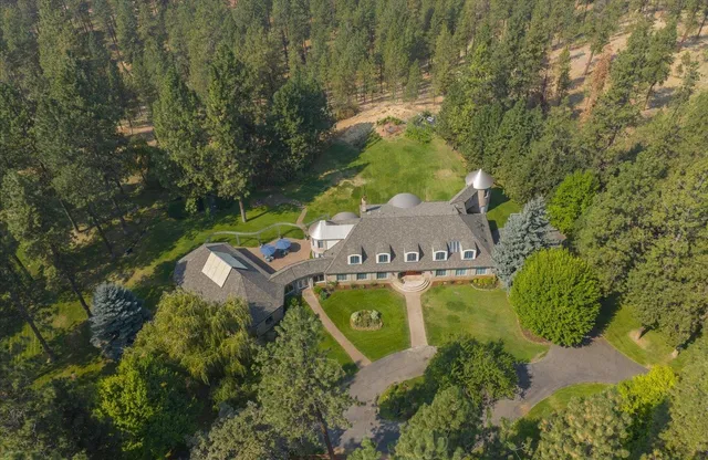 $2,500,000 | 6320 Verona Lane, Spokane, WA 99223
