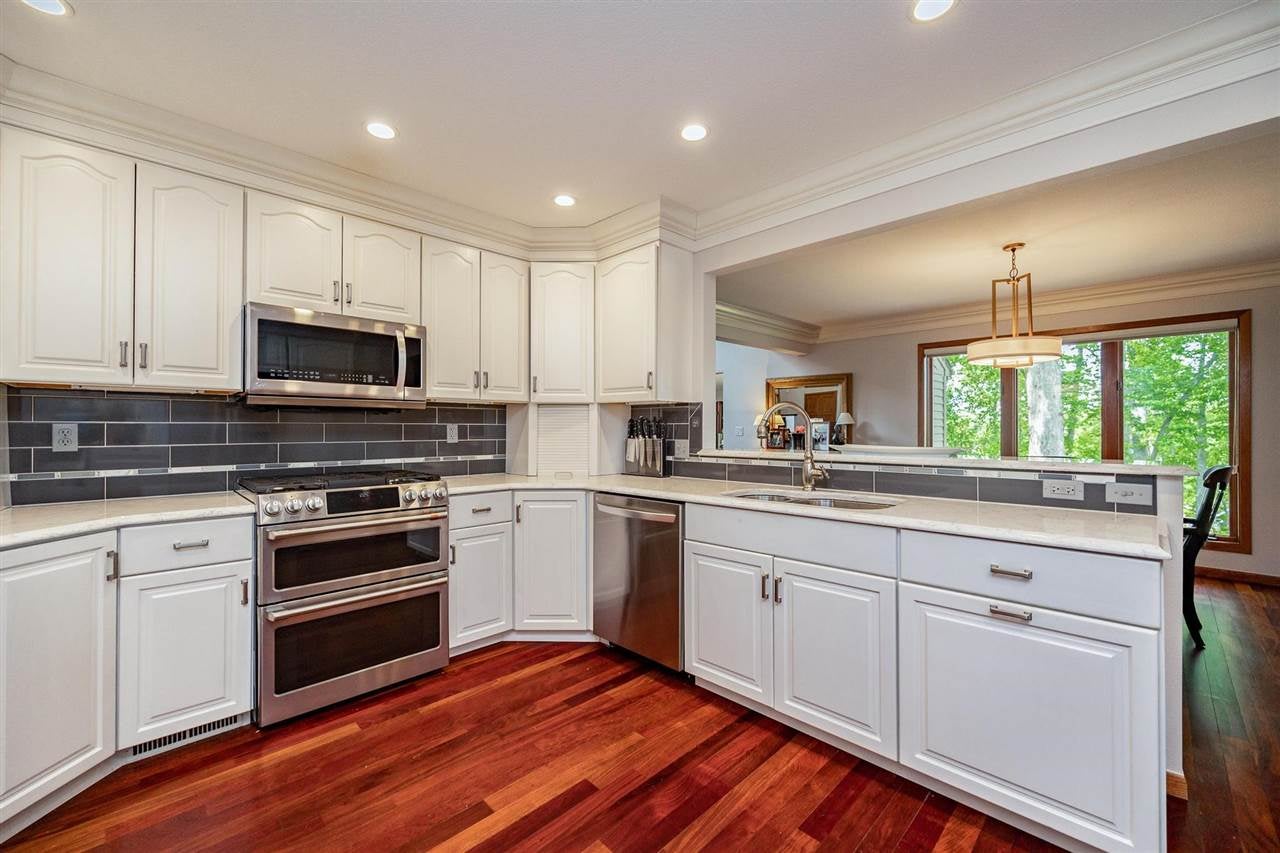 704 Beaver Ridge Cedar Rapids, IA 52403 - Photo 15 of 53 Gallery Image 15