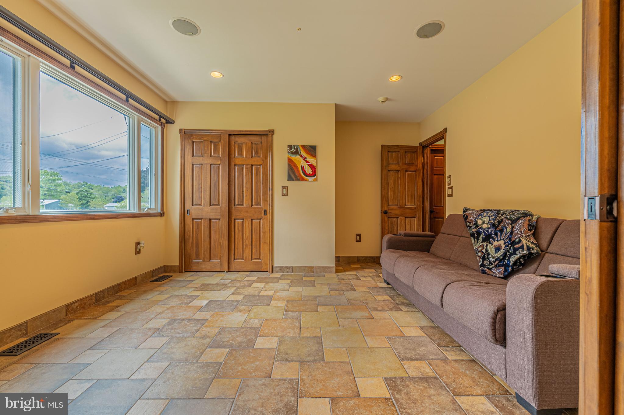 121 Pump Branch Road Berlin, NJ 08009 - Photo 6 of 29