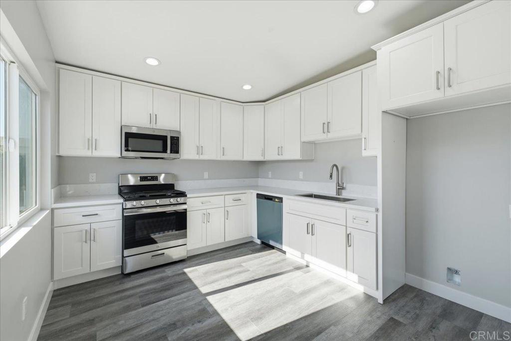 1839 Rios Avenue Chula Vista, CA 91911 - Photo 10 of 34