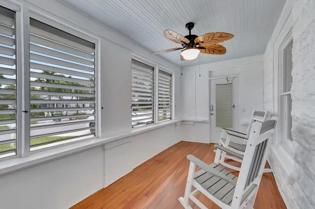 $5,000 | 320 Southeast 4th Avenue, Delray Beach, FL 33483