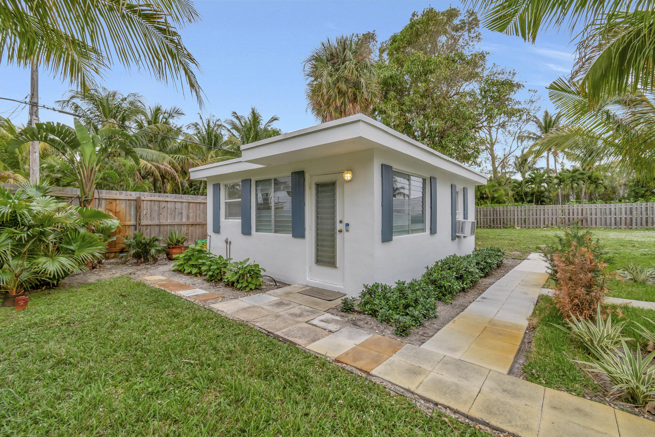 320 Southeast 4th Avenue Delray Beach, FL 33483 - Photo 22 of 71 58_dsc_3052