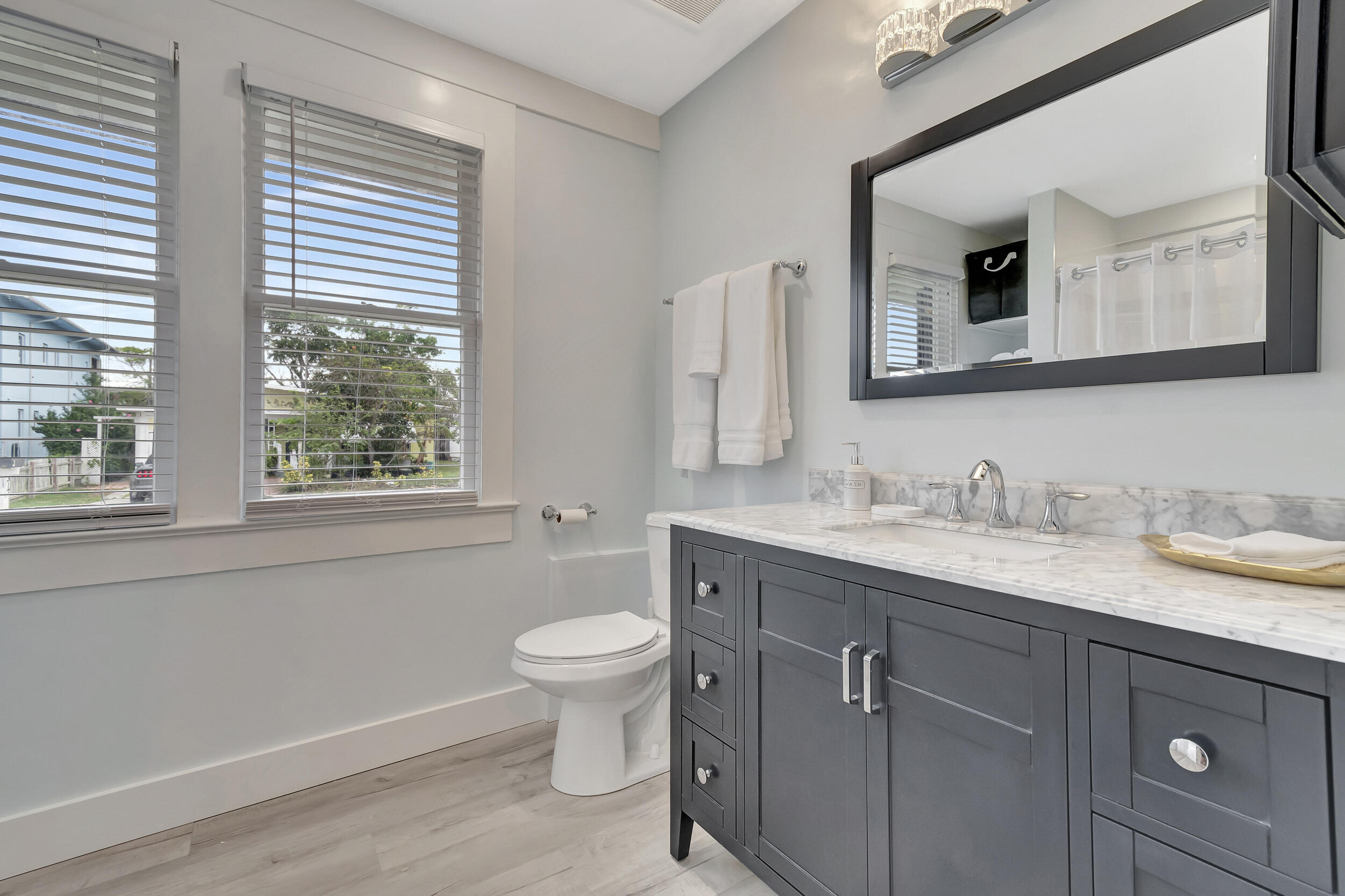 320 Southeast 4th Avenue Delray Beach, FL 33483 - Photo 39 of 71 42_dsc_3302