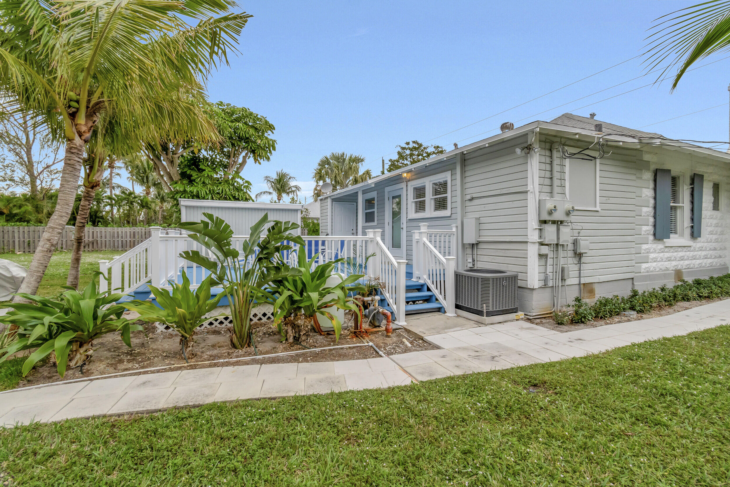 320 Southeast 4th Avenue Delray Beach, FL 33483 - Photo 6 of 71 52_dsc_2992