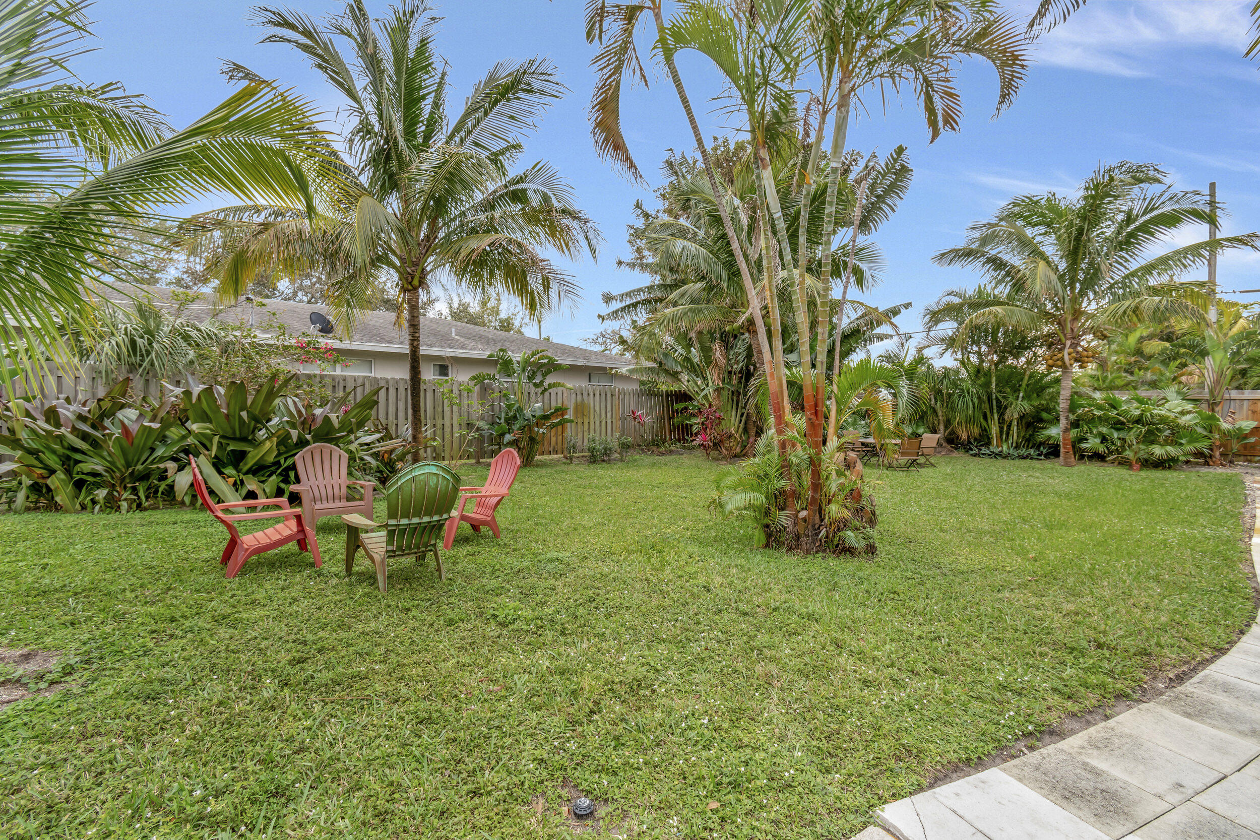 320 Southeast 4th Avenue Delray Beach, FL 33483 - Photo 63 of 71 51_dsc_2990