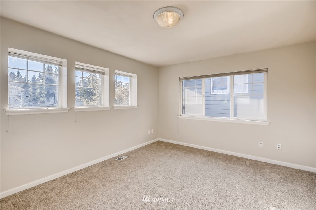 3433 Monterey Court Northeast Renton, WA 98056 - Photo 19 of 30 Gallery Image 19