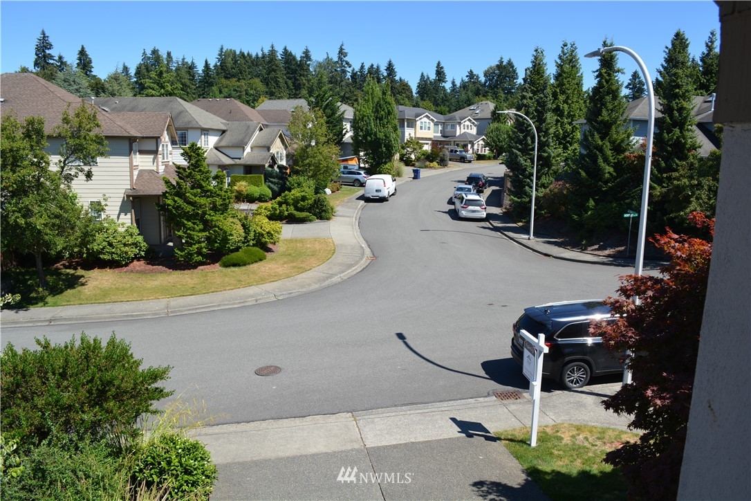 3433 Monterey Court Northeast Renton, WA 98056 - Photo 29 of 30 Gallery Image 29