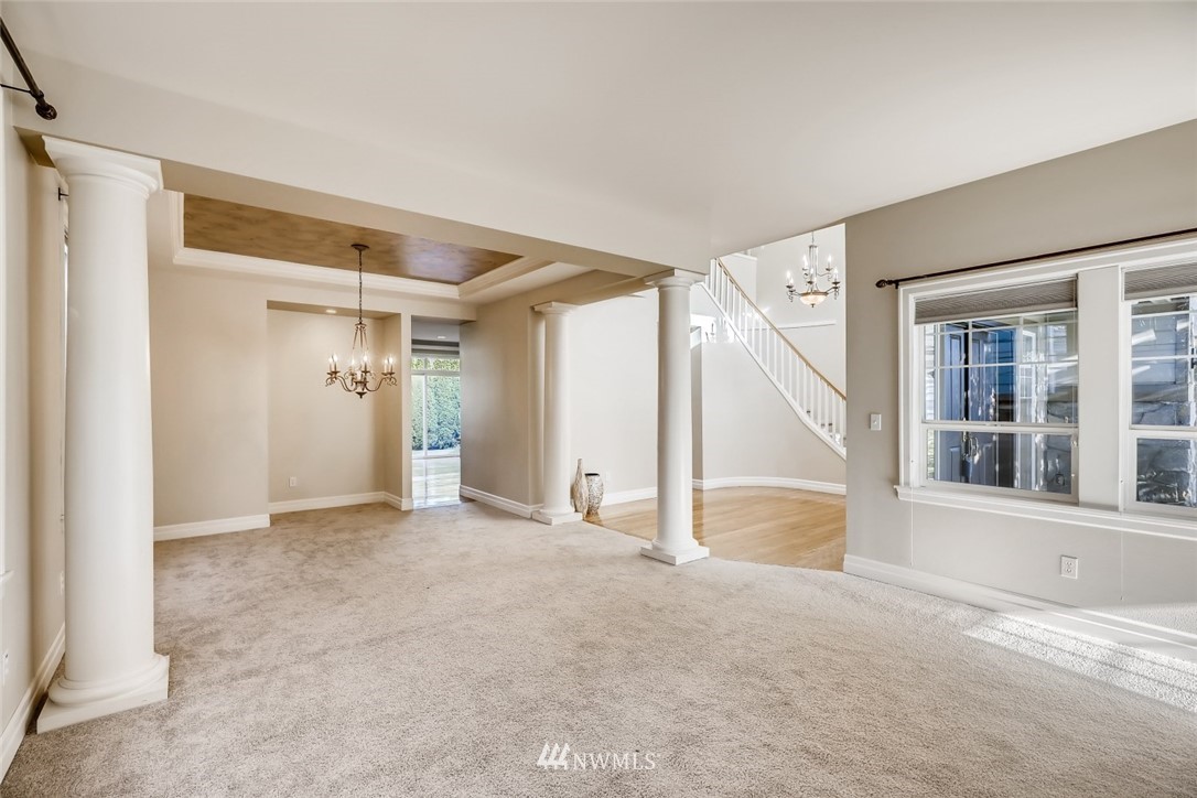 3433 Monterey Court Northeast Renton, WA 98056 - Photo 5 of 30 Gallery Image 5