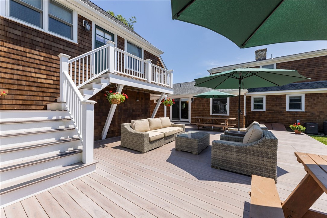 58 Chapman Road Westerly, RI 02891 - Photo 7 of 50