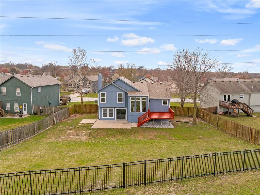 15604 Pebble Terrace Basehor, KS 66007 - Photo 40 of 45