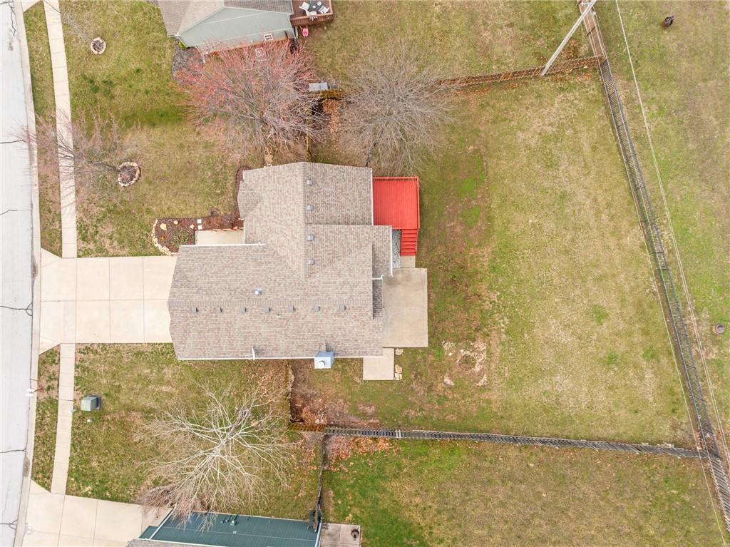 15604 Pebble Terrace Basehor, KS 66007 - Photo 41 of 45
