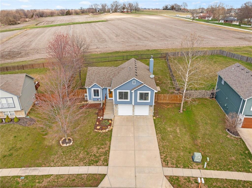 15604 Pebble Terrace Basehor, KS 66007 - Photo 43 of 45