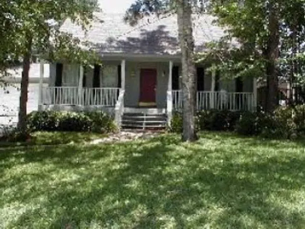 $1,300 | 117 Rolling Hill Drive, Daphne, AL 36526