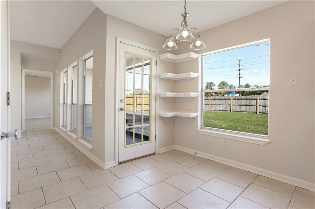 1603 Kings Row Slidell, LA 70461 - Photo 4 of 12