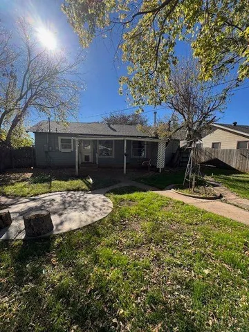 $1,995 | 3266 College Street, Abilene, TX 79605