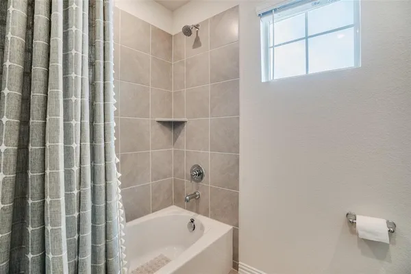 $3,200 | 2401 Linto Street, Fort Worth, TX 76179