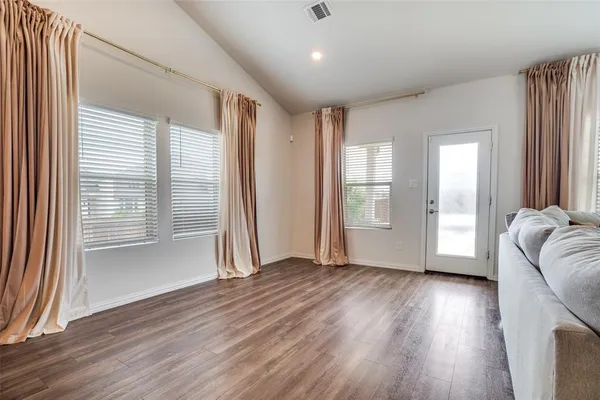 $3,200 | 2401 Linto Street, Fort Worth, TX 76179