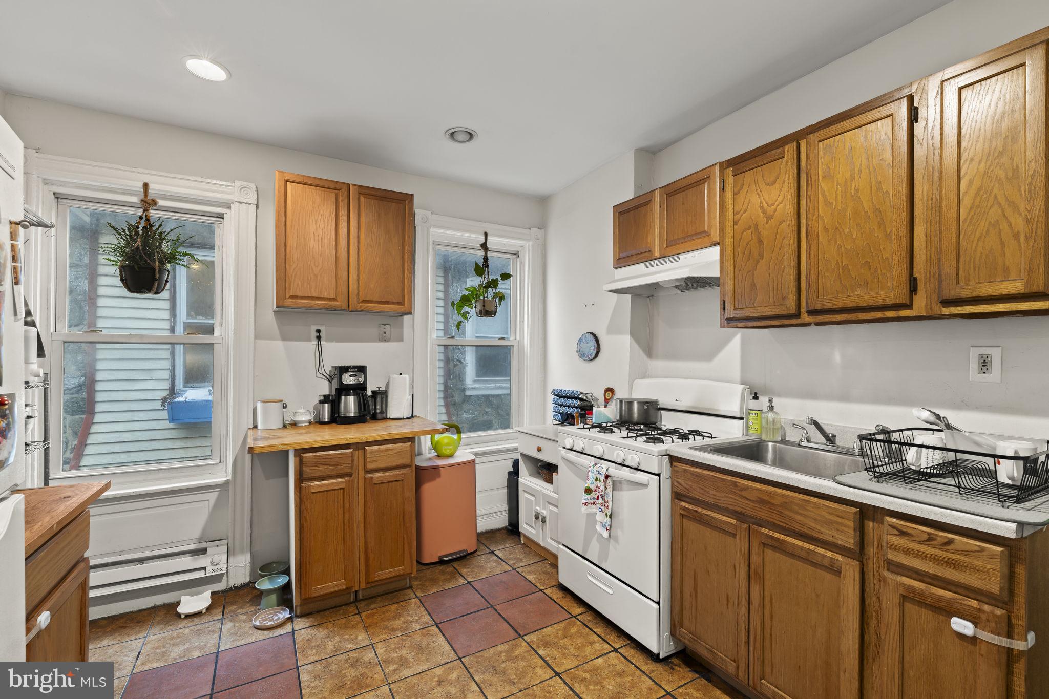 4630 Chester Avenue Philadelphia, PA 19143 - Photo 35 of 48 2nd floor unit