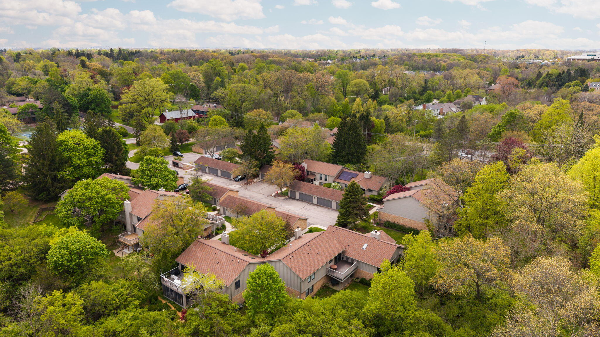 2224 Rivenoak Court Ann Arbor, MI 48103 - Photo 37 of 47 9-web-or-mls-DJI_20260507145023_0601_D