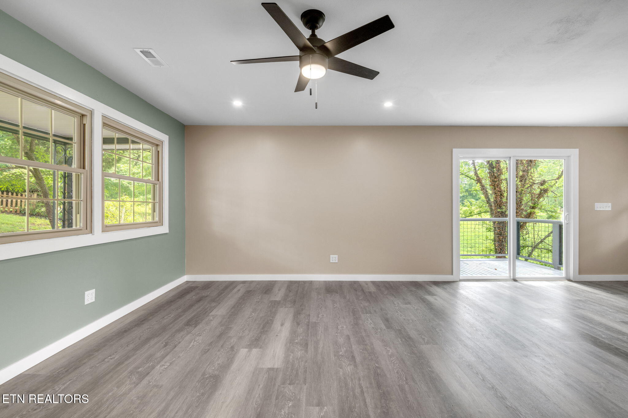 110 Courtland Lane Clinton, TN 37716 - Photo 11 of 33 23-web-or-mls-110 Courtland-8029