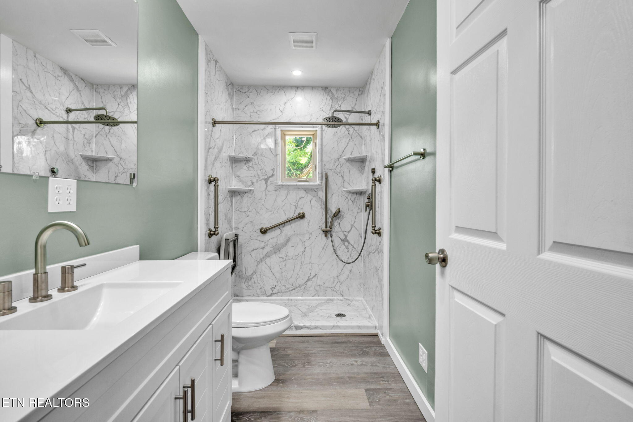 110 Courtland Lane Clinton, TN 37716 - Photo 24 of 33 16-web-or-mls-110 Courtland-8050