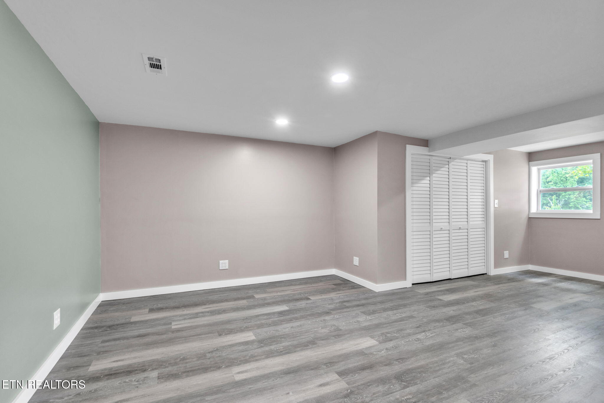 110 Courtland Lane Clinton, TN 37716 - Photo 32 of 33 8-web-or-mls-110 Courtland-8074