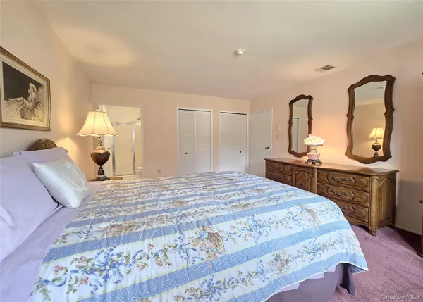 $429,000 | 22 Freemont Lane, Coram, NY 11784