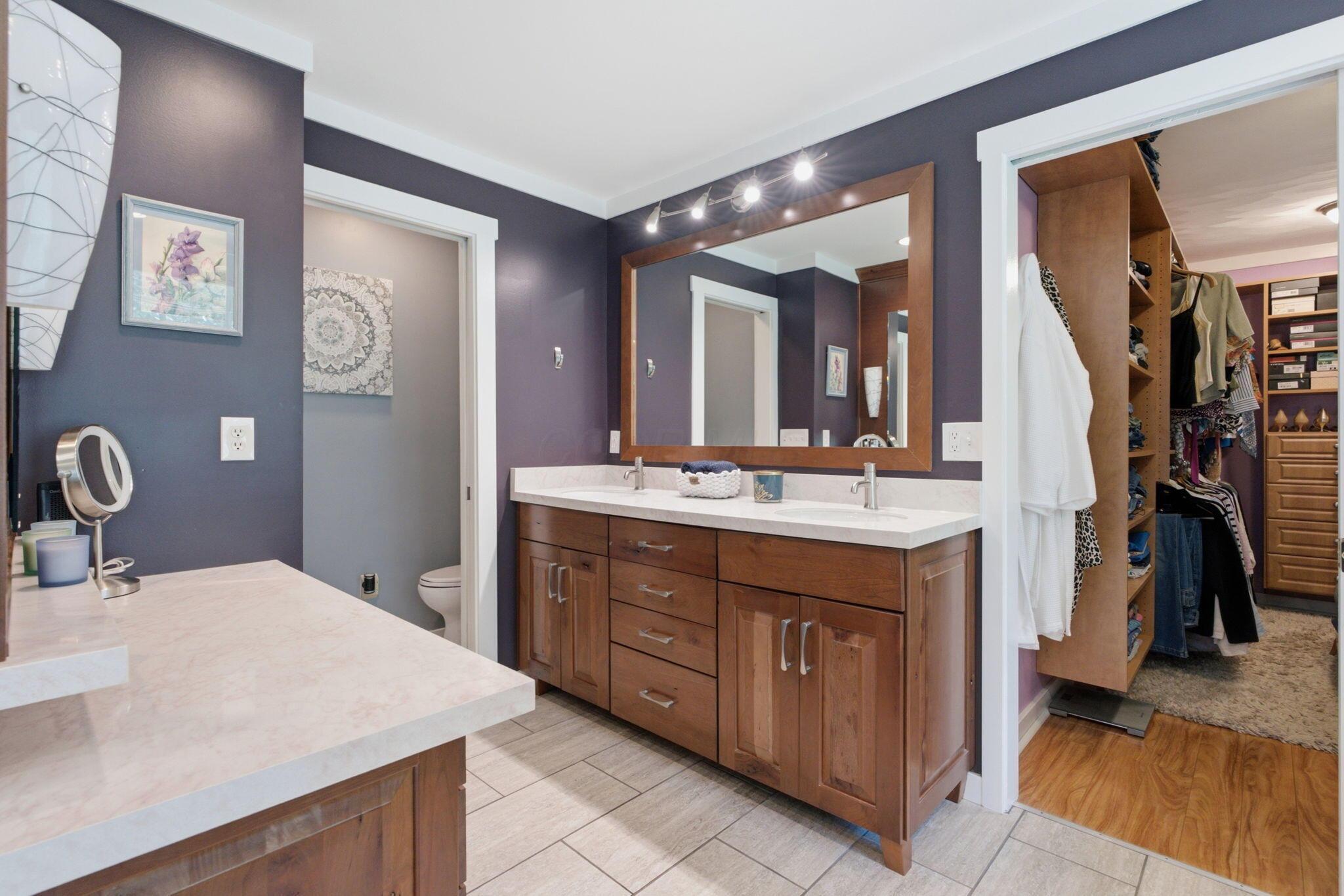 7232 Lee Road Westerville, OH 43081 - Photo 55 of 122 Owner Bathroom