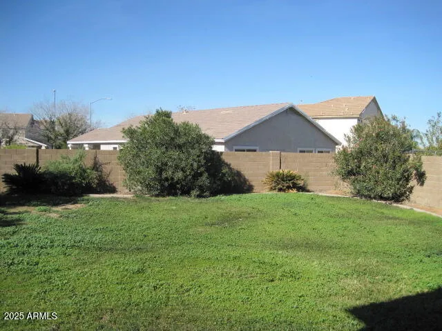 $2,100 | 2946 South Del Rancho Circle, Mesa, AZ 85212