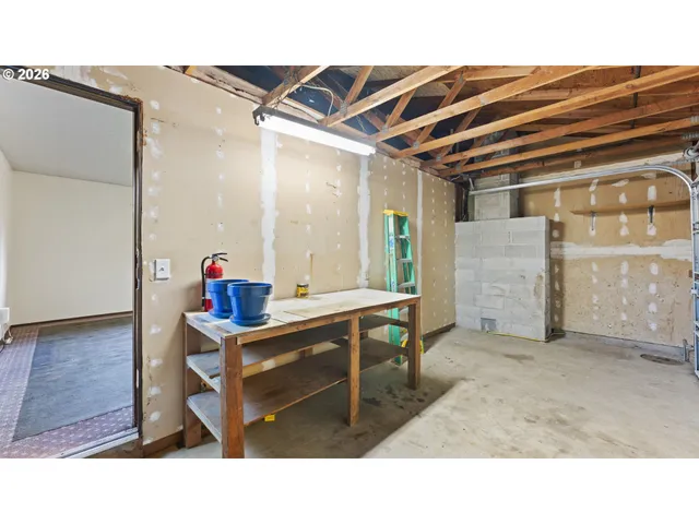 $420,000 | 816 Northeast 193rd Avenue, Portland, OR 97230