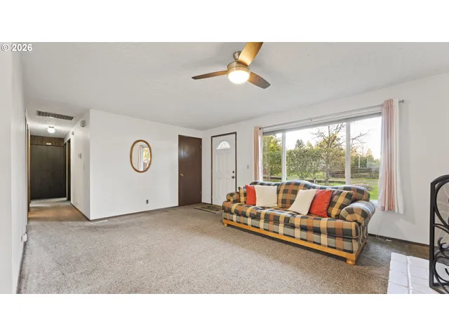 $420,000 | 816 Northeast 193rd Avenue, Portland, OR 97230