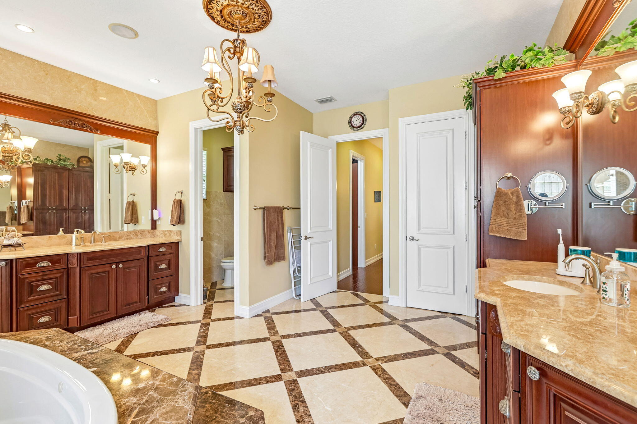 2130 Southwest 113th Avenue Davie, FL 33325 - Photo 26 of 58 Bathroom