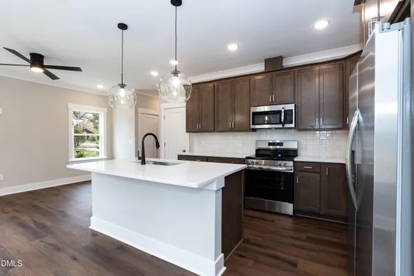 $2,100 | 818 North Taylor Street, Wake Forest, NC 27587