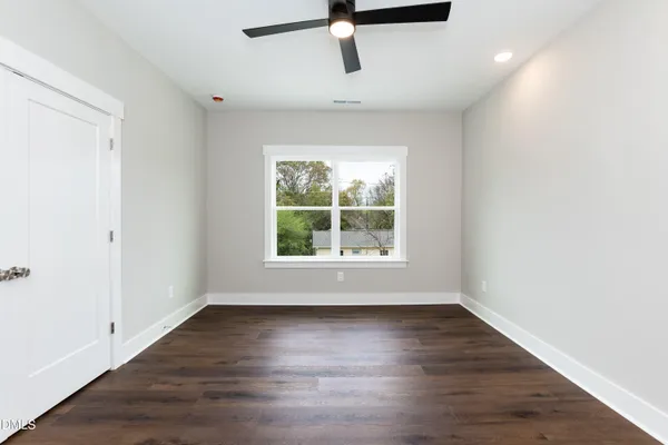 $2,100 | 818 North Taylor Street, Wake Forest, NC 27587