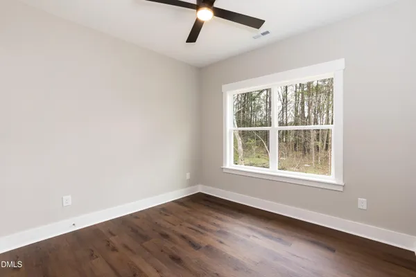 $2,100 | 818 North Taylor Street, Wake Forest, NC 27587