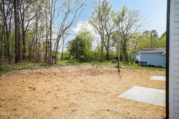 $2,100 | 818 North Taylor Street, Wake Forest, NC 27587