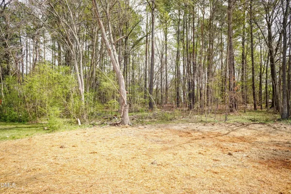 $2,100 | 818 North Taylor Street, Wake Forest, NC 27587