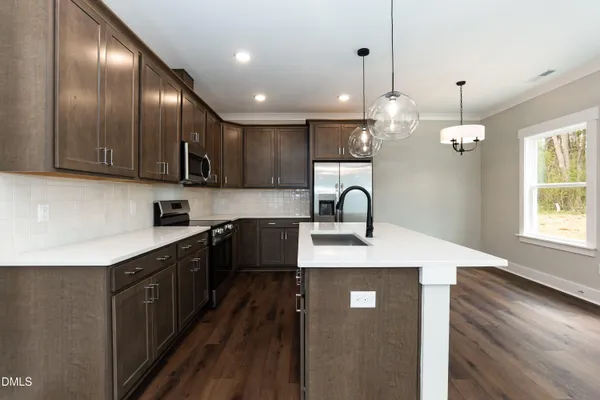 $2,100 | 818 North Taylor Street, Wake Forest, NC 27587