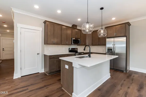 $2,100 | 818 North Taylor Street, Wake Forest, NC 27587