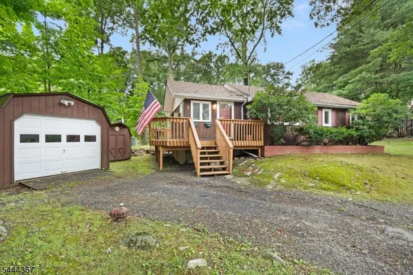 $2,550 | 5 Muchivo Trail, Andover, NJ 07821
