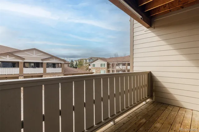 a view of hallway with washer and dryer
