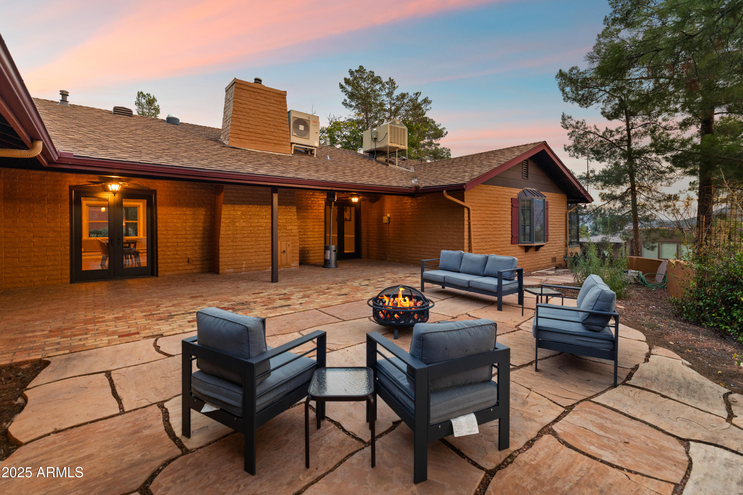 195 Courthouse Butte Road Sedona, AZ 86351 - Photo 19 of 31 a outdoor space with patio furniture